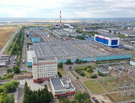 Сегодня комбинат отмечает 45-летие
