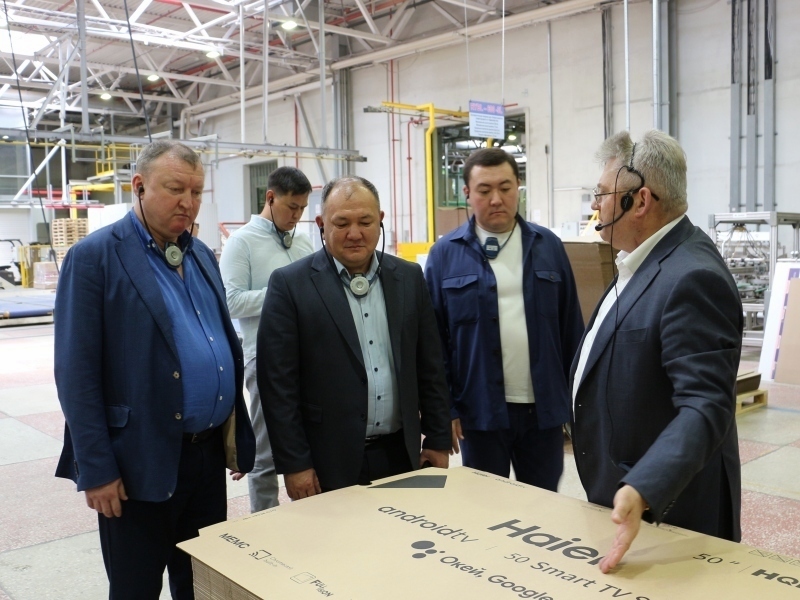 Комбинат посетила делегация из Казахстана