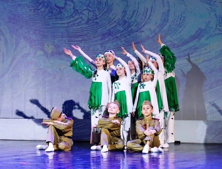 Букет наград для школы танца «Авансцена»