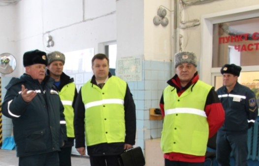 Специалисты МЧС оценили работу пожарной части «Бумажник» на «отлично»