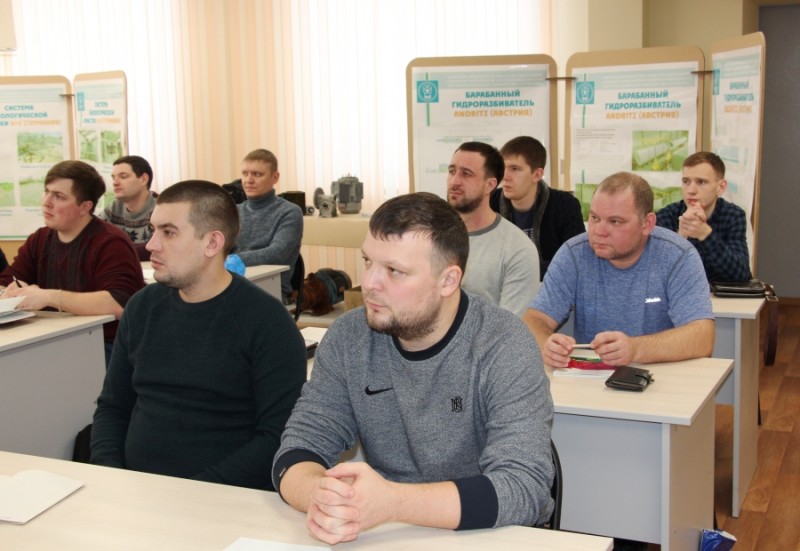 Для работников комбината организовано обучение по курсу «Технология ЦБП»