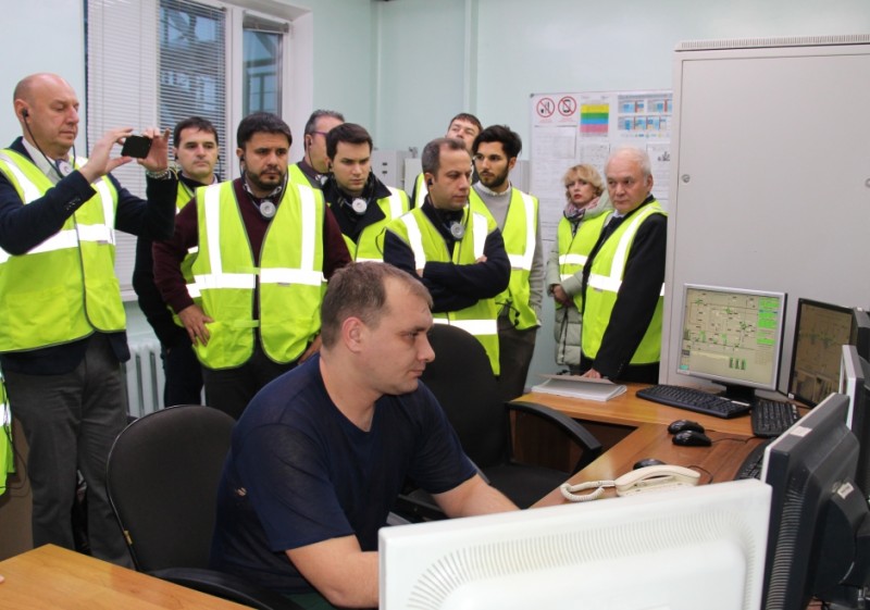 На комбинат высадился десант из Европы